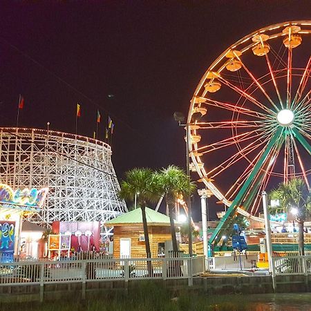 Apartamento New Modern, Direct Oceanfront, Boardwalk, Views! Myrtle Beach Exterior foto